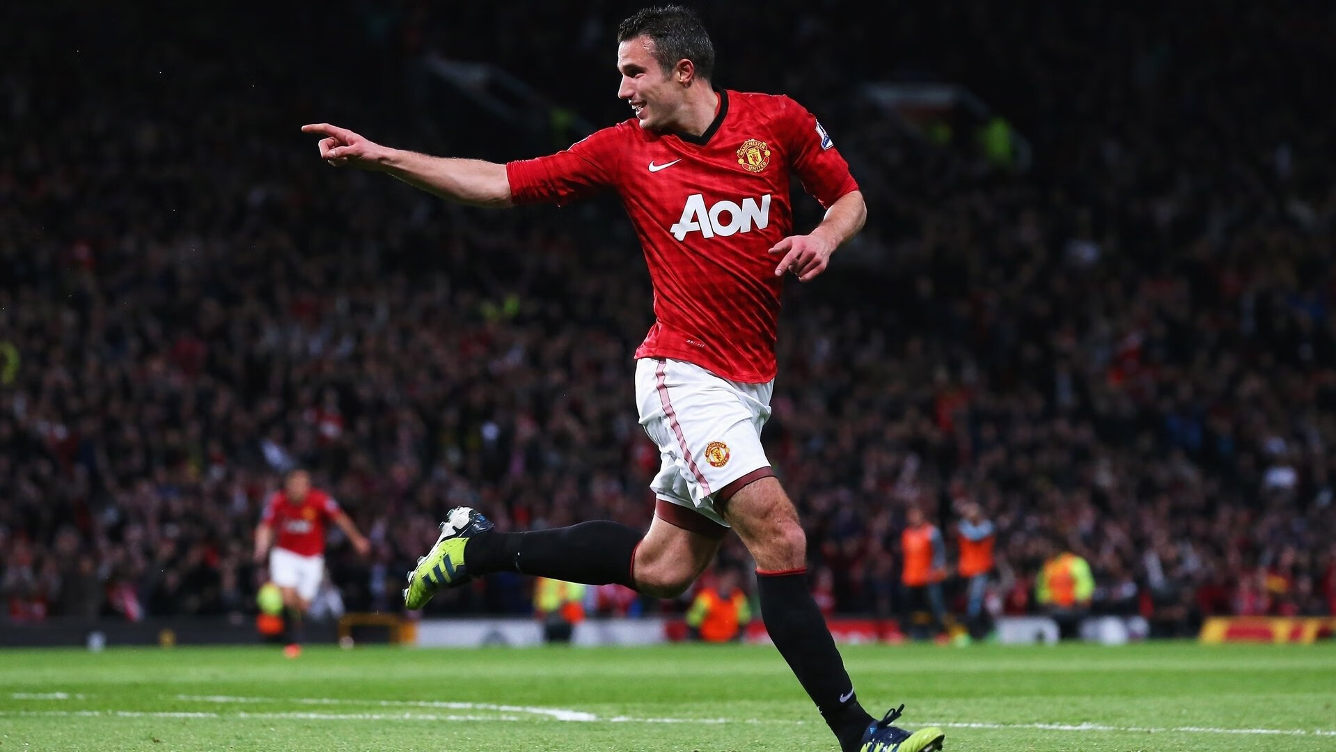 帕尔马连追两球戏耍AC米兰切尔西同日狂胜,帕尔马vsac米兰历史战绩